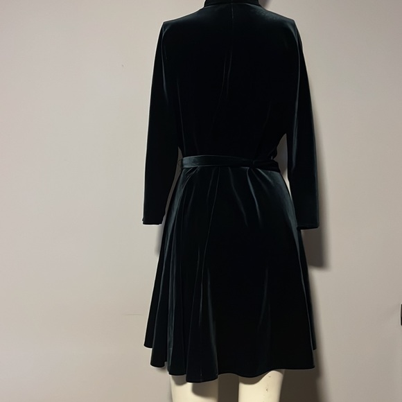 Velvety Deep Green Zara Women Dress XS - Picture 5 of 5